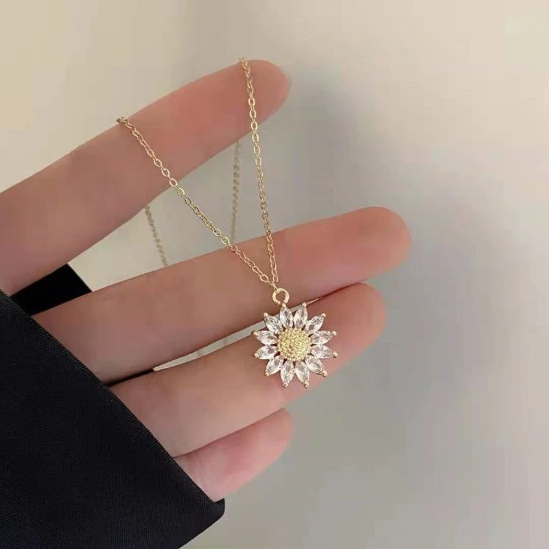 VÉLISSE™ Luxury Zircon Clavicle Chain Necklace